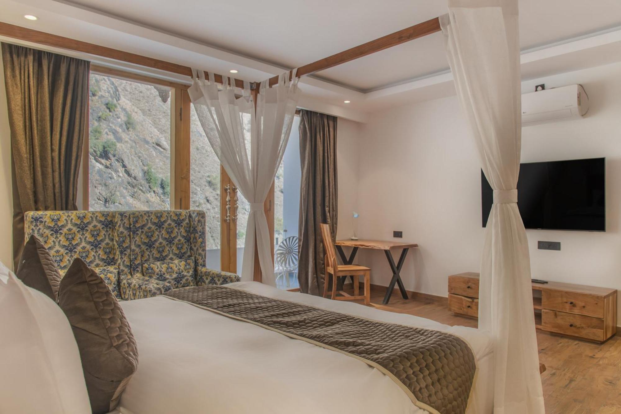 Echor Palm Bliss Riverside Resort & Spa Kasol Esterno foto