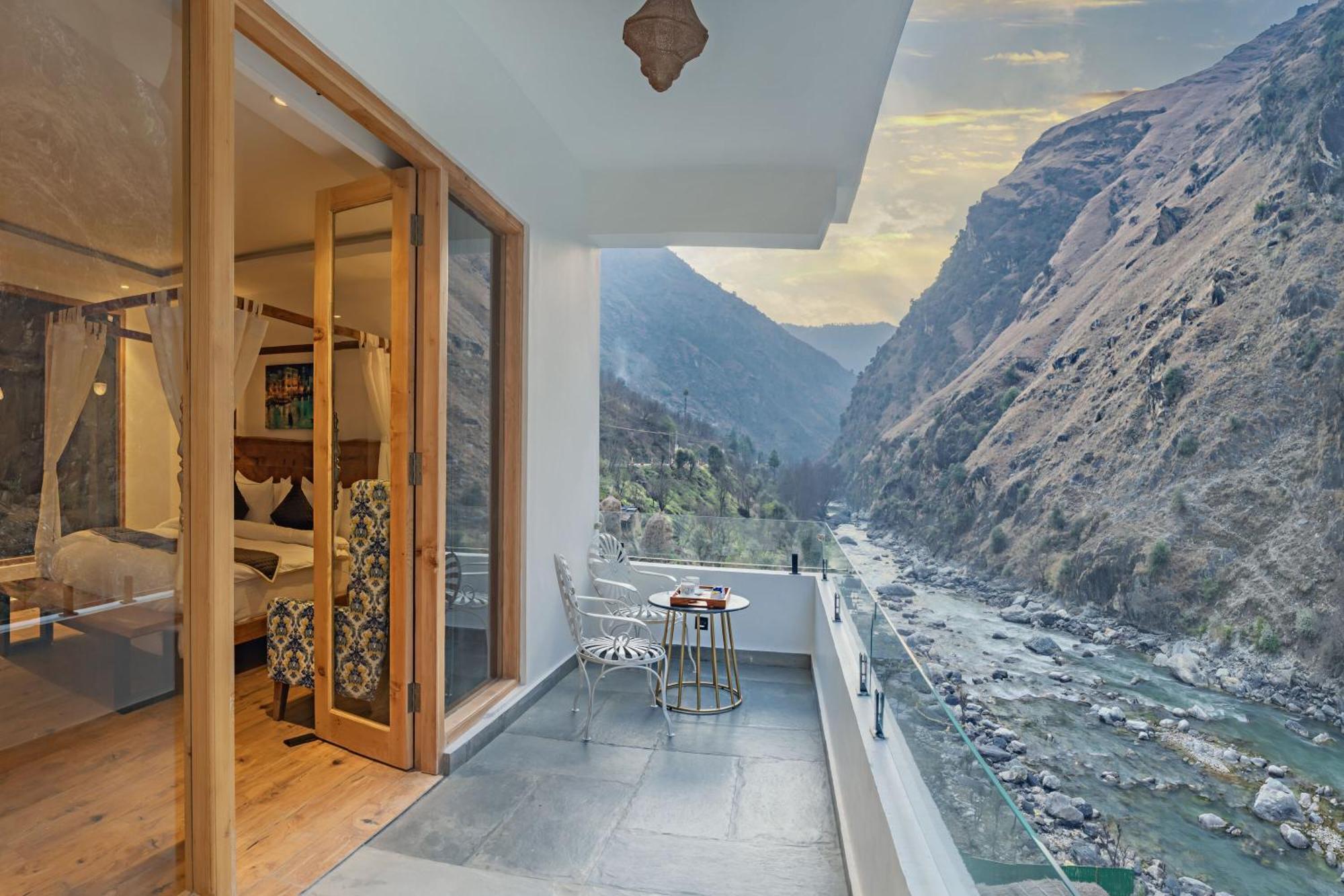 Echor Palm Bliss Riverside Resort & Spa Kasol Esterno foto